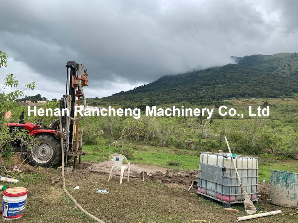 200m Depth 40HP  Diesel Engine Hydraulic Water Well Drilling Machine With Three-Wheeled Vehicle