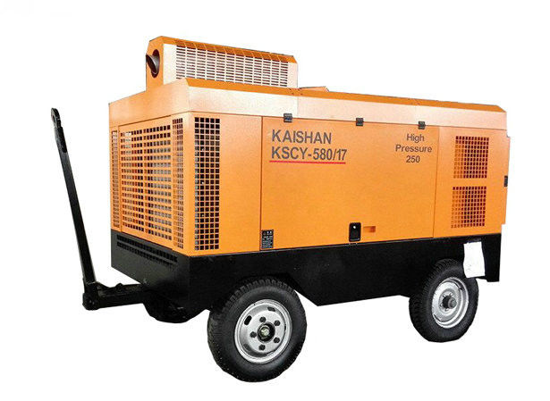 48L Oil Capacity Air Drilling Compressor Cu-mmins 6CTA8.3 - C260 17bar Working Pressure