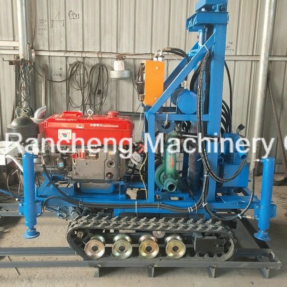 150m Depth Percussive And Rotating Type Rubber Crawler Mounted Water Drilling Rig