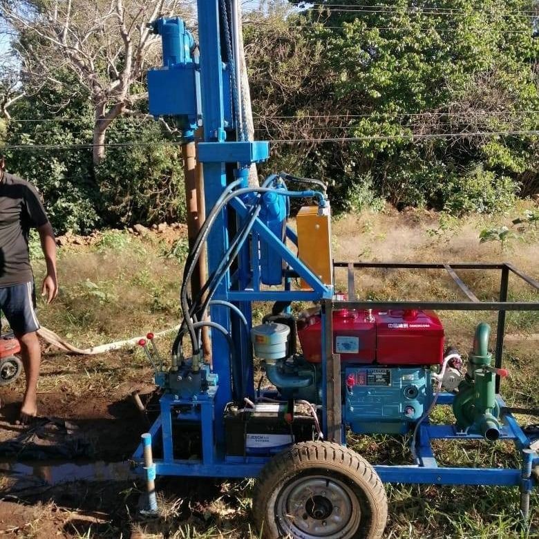 150m Deep Hydraulic Water Drilling Machine With Percussive And Rotating Type