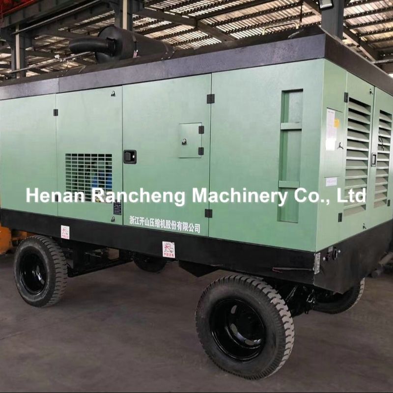 1107CFM 25bBar Diesel Engine Screw Compressors Portable Air Compressors For 2.5-1.8 Mpa Pressure
