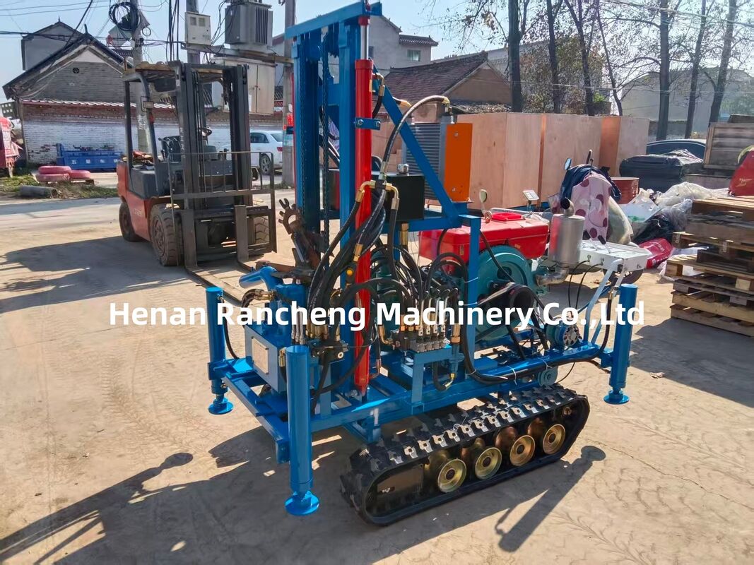 A 160-Meter Deep Small Tracked Portable Water Well Drilling Rig Is Used For Drilling Operations