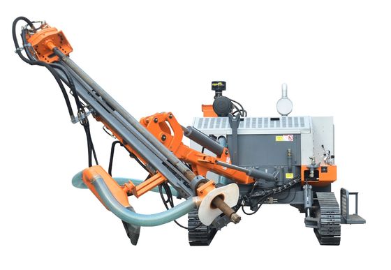 22m Depth Hydraulic Integrated DTH Drilling Rig Machine 264HP Diesel Engine