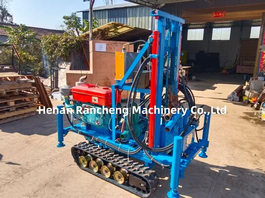 A 160-Meter Deep Small Tracked Portable Water Well Drilling Rig Is Used For Drilling Operations